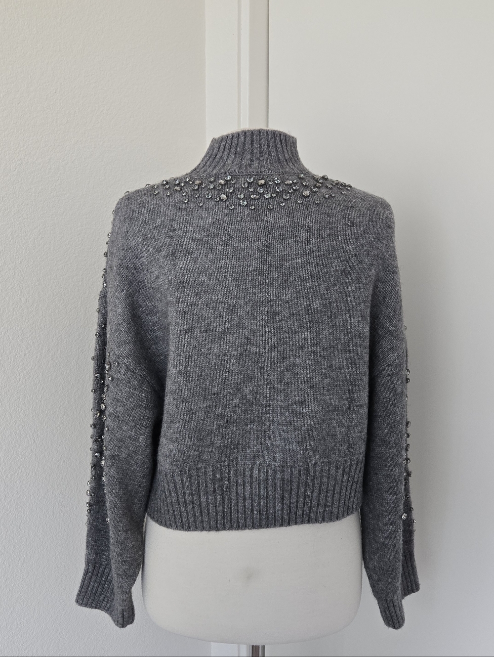 Zara Womens Rhinestones Embellished Knit Cropped Sweater Medium Wool Blend Gray - Picture 7 of 16